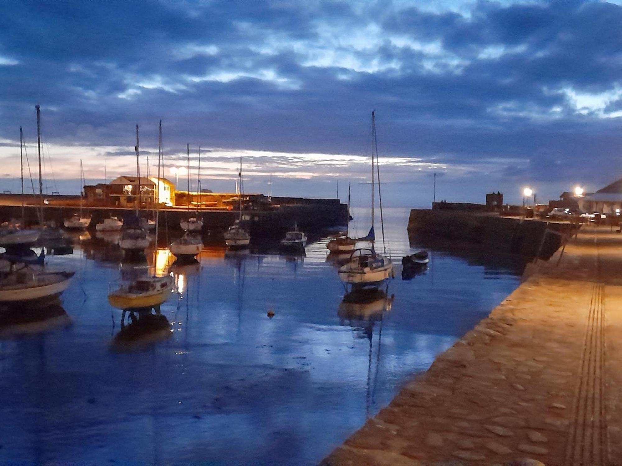 The Snug Vila Aberaeron Exterior foto